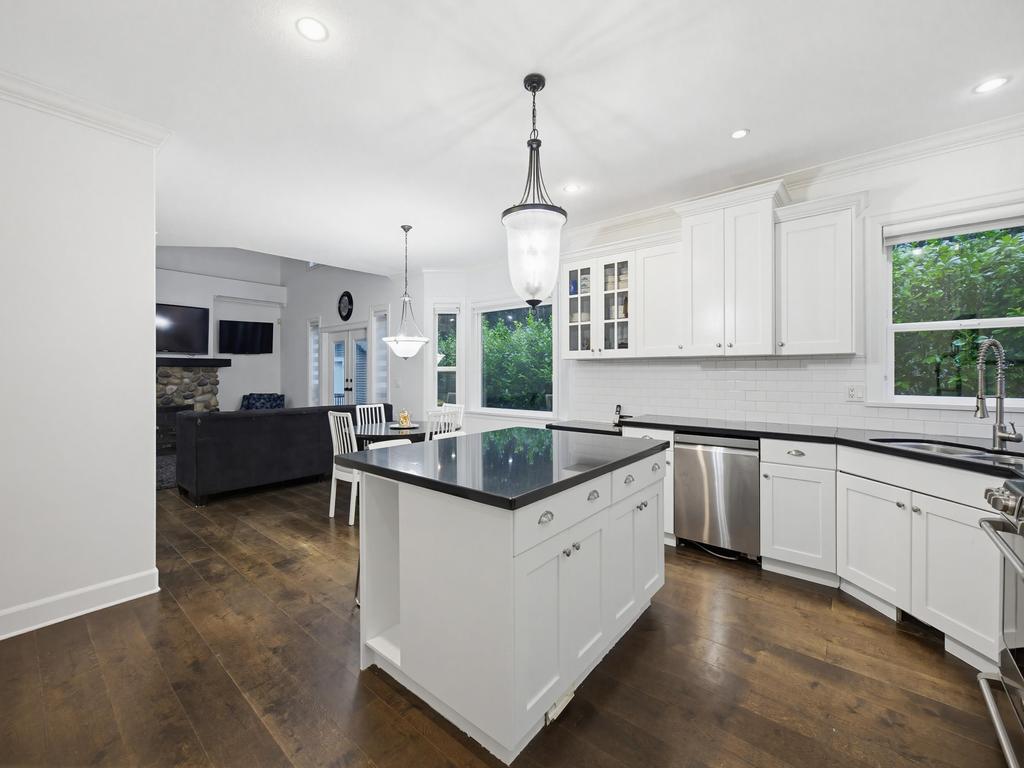 Listing Image for R3079922