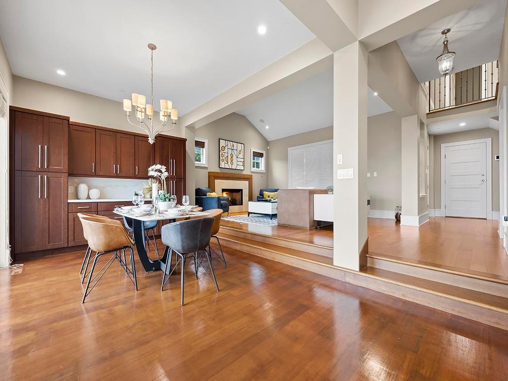 Listing Image for R3080007