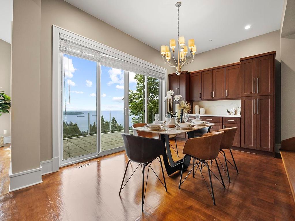 Listing Image for R3080007