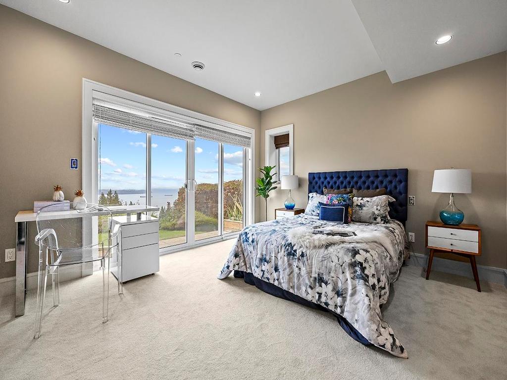 Listing Image for R3080007