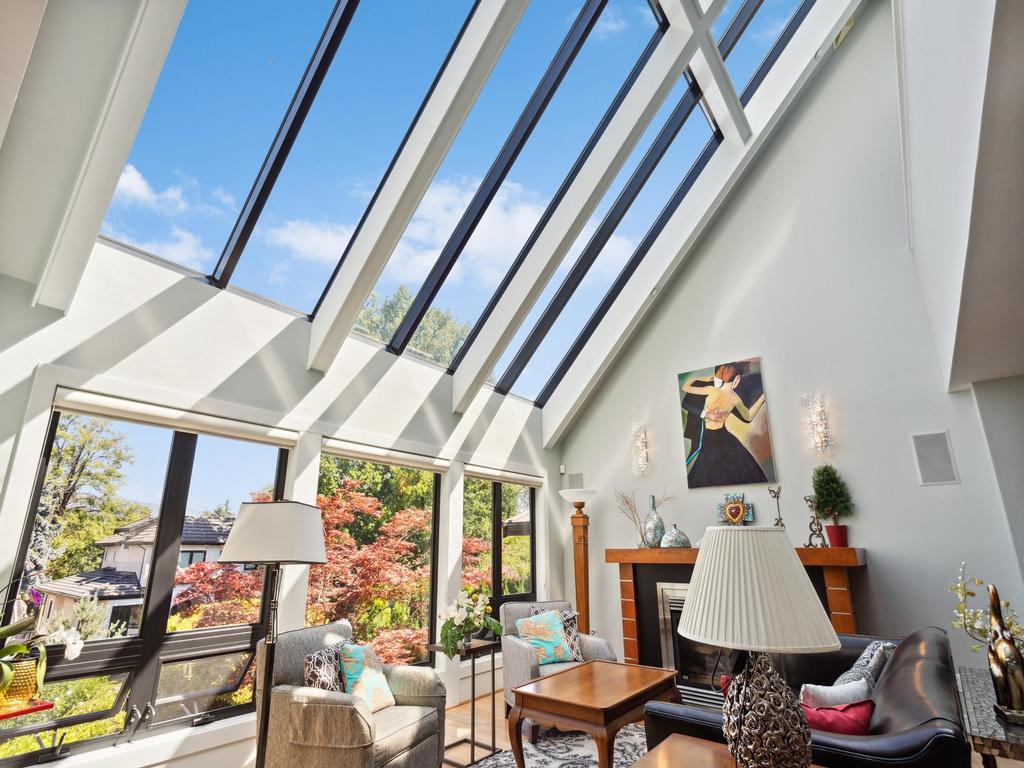 Listing Image for R3080012