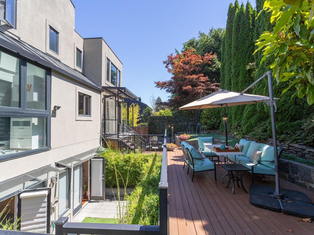 Listing Image for R3080012