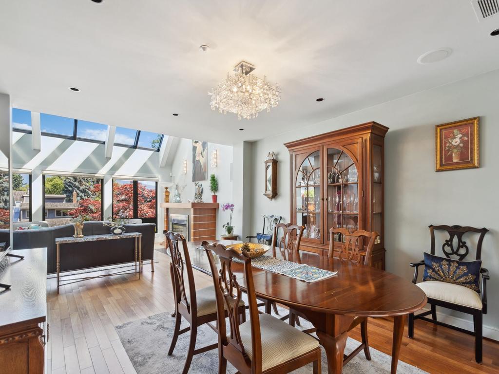 Listing Image for R3080012