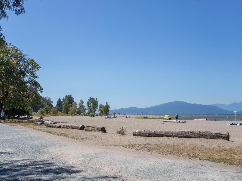 Listing Image for R3080012