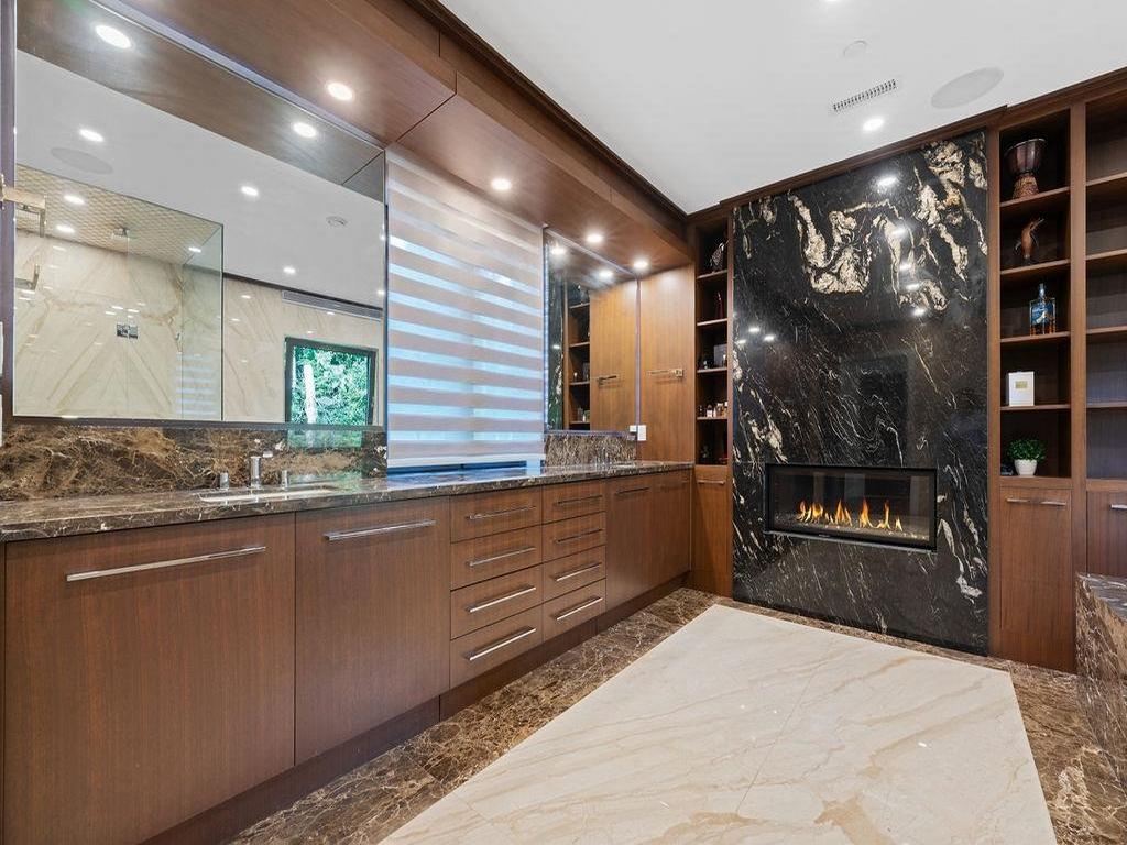 Listing Image for R3080017