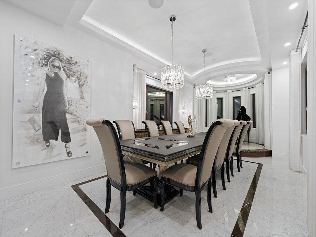 Listing Image for R3080017