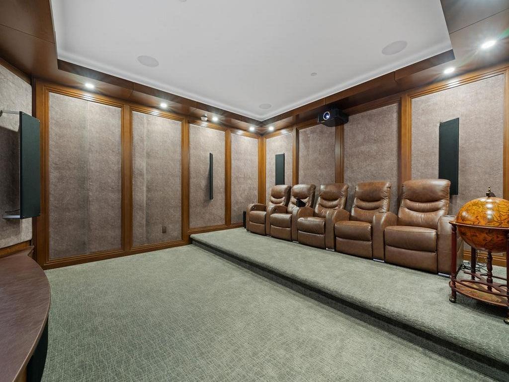 Listing Image for R3080017