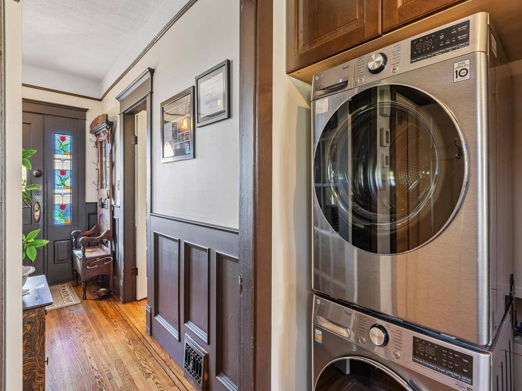 Listing Image for R3080019