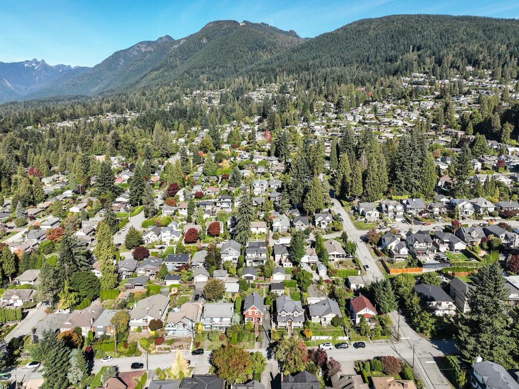 Listing Image for R3080019