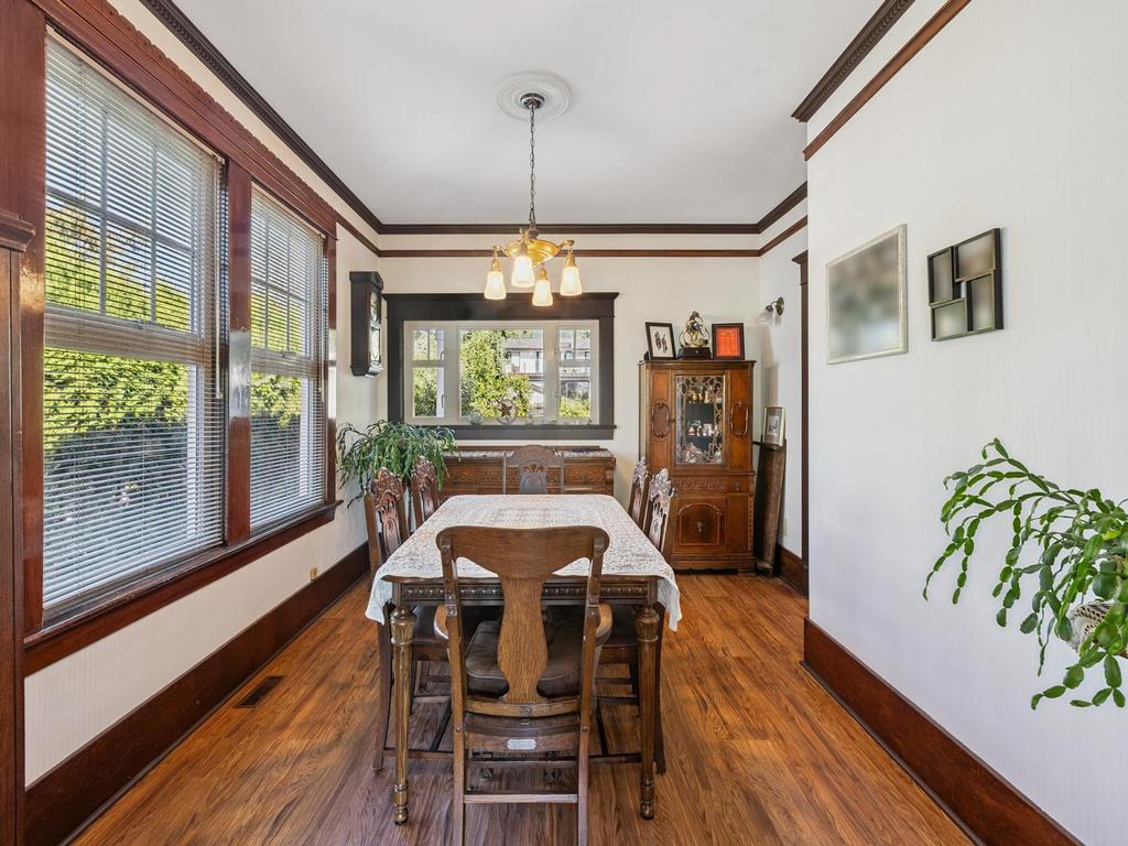 Listing Image for R3080019