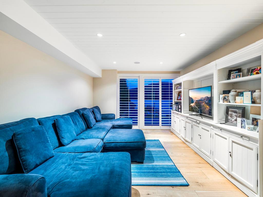 Listing Image for R3080022