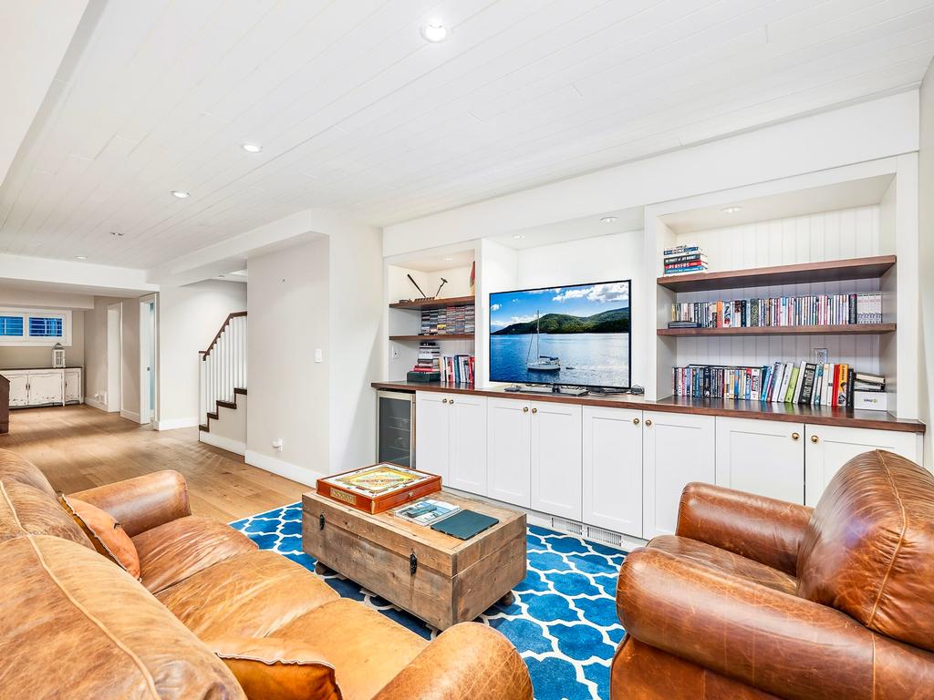 Listing Image for R3080022