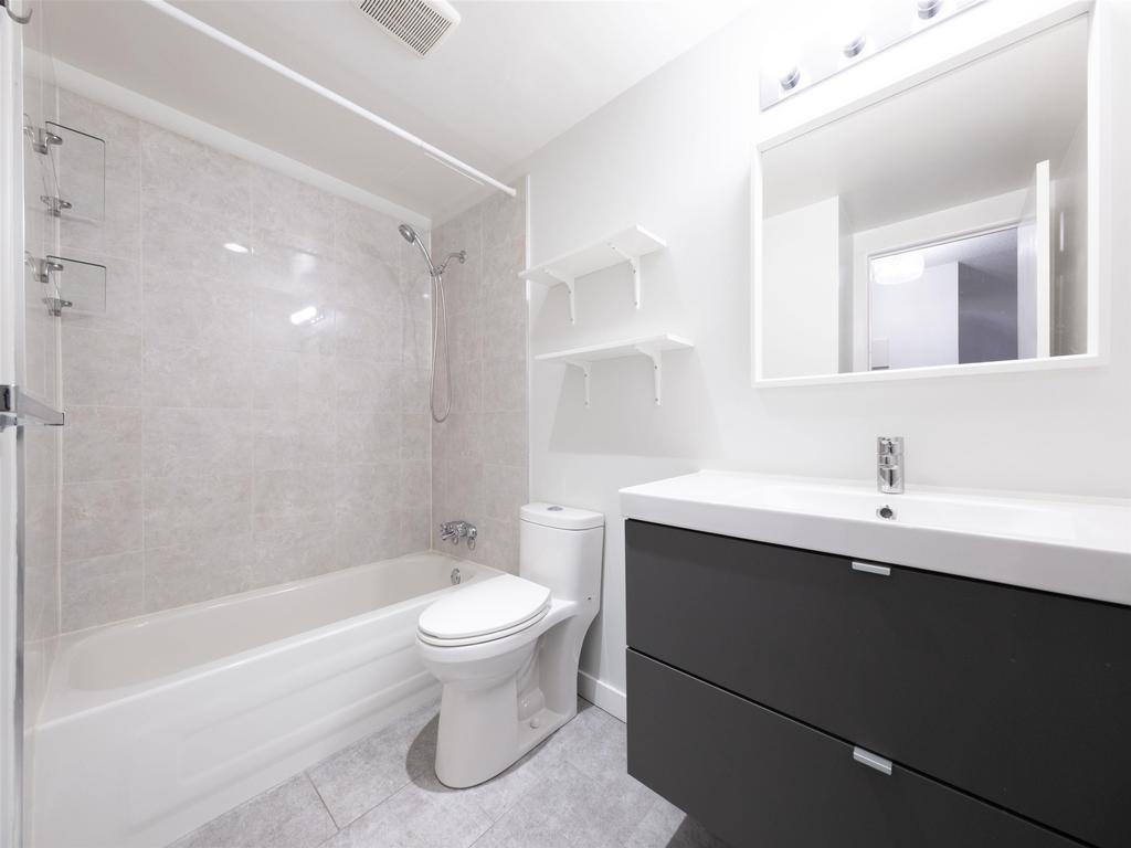 Listing Image for R3080023