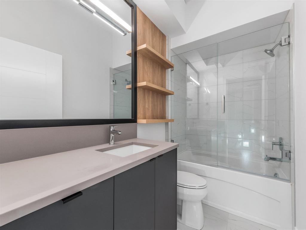 Listing Image for R3080025