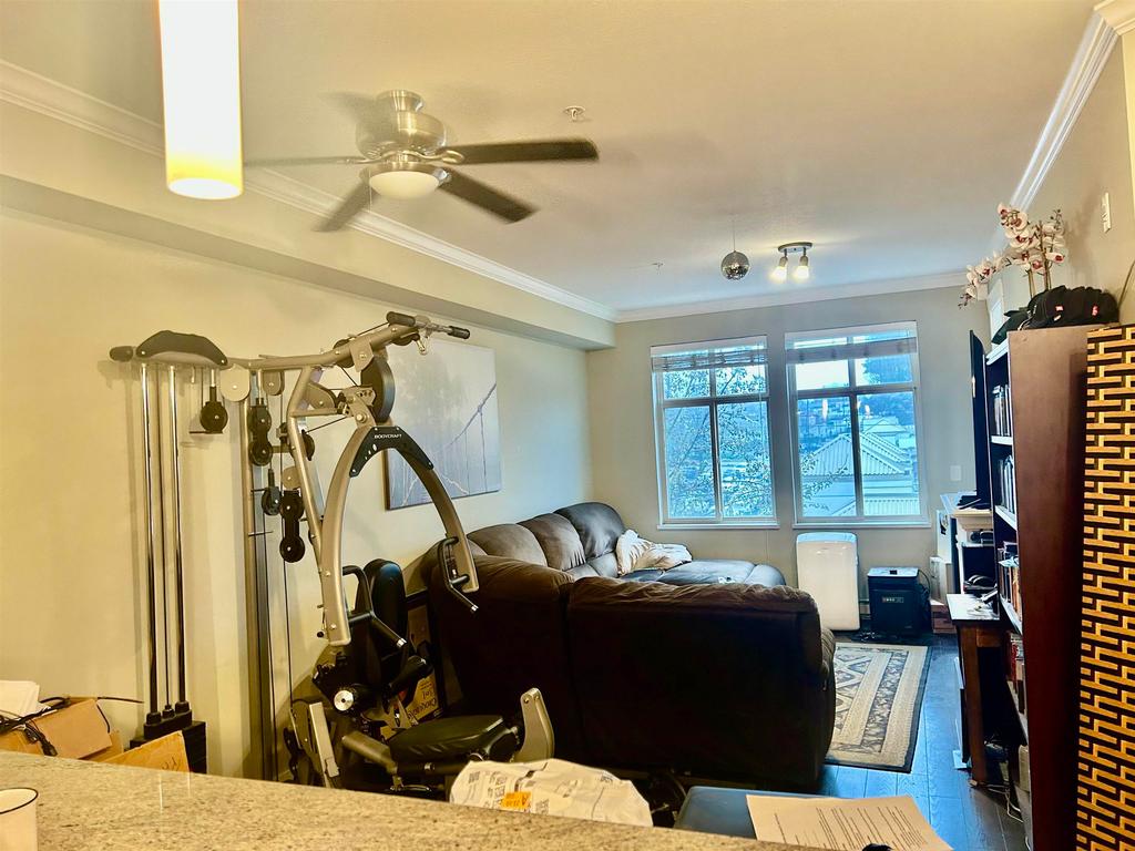 Listing Image for R3080030