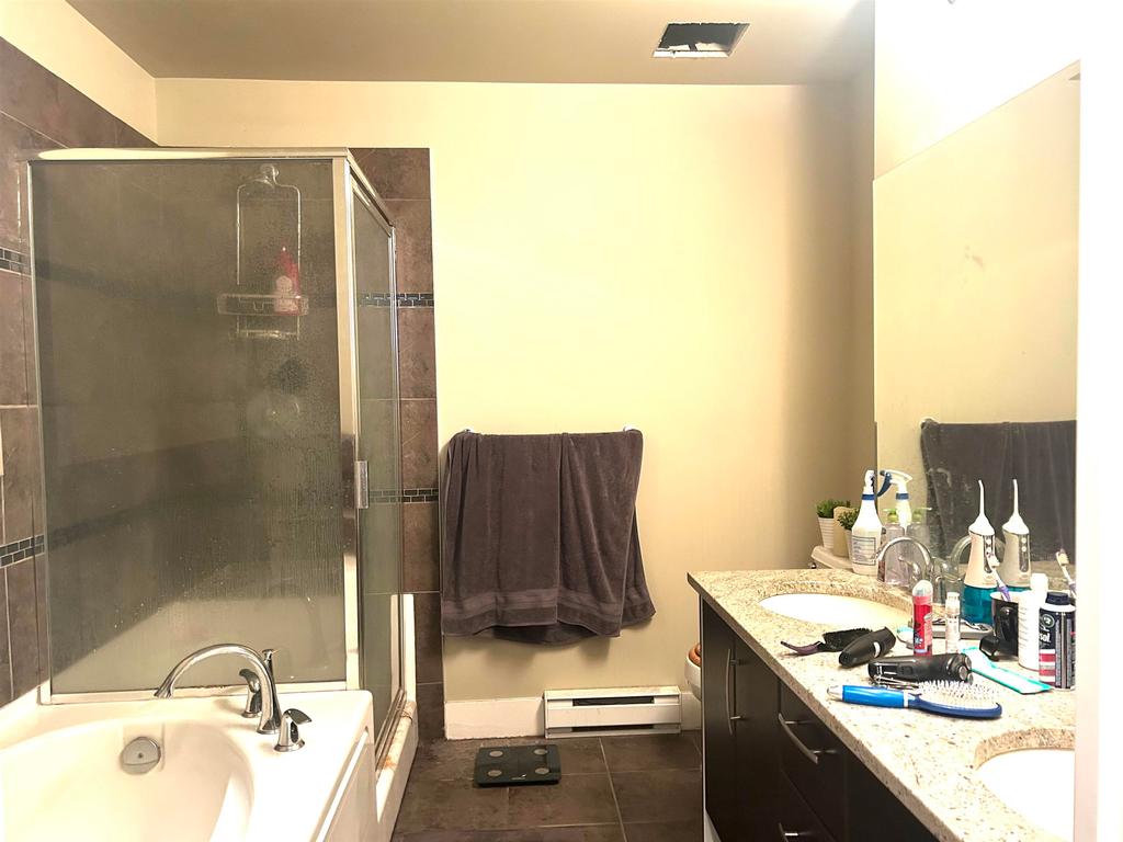 Listing Image for R3080030