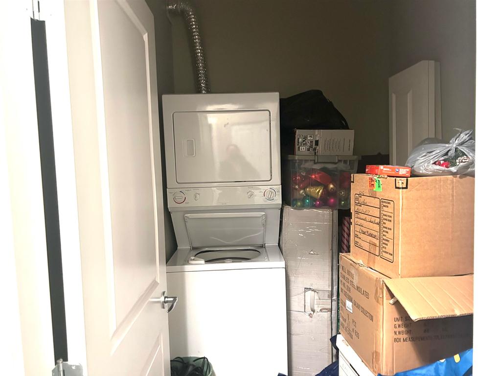 Listing Image for R3080030