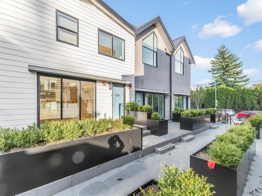 Listing Image for R3080033