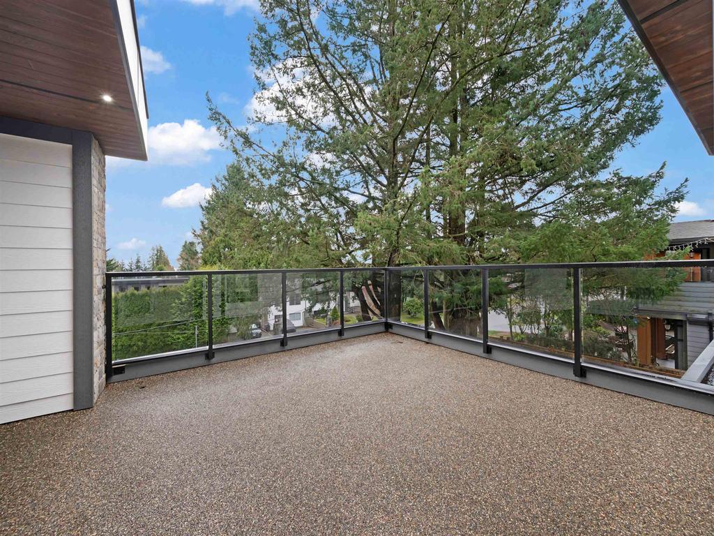 Listing Image for R3080034