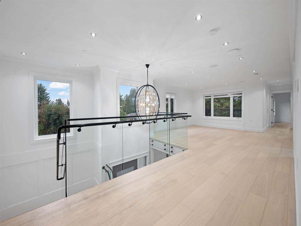 Listing Image for R3080034