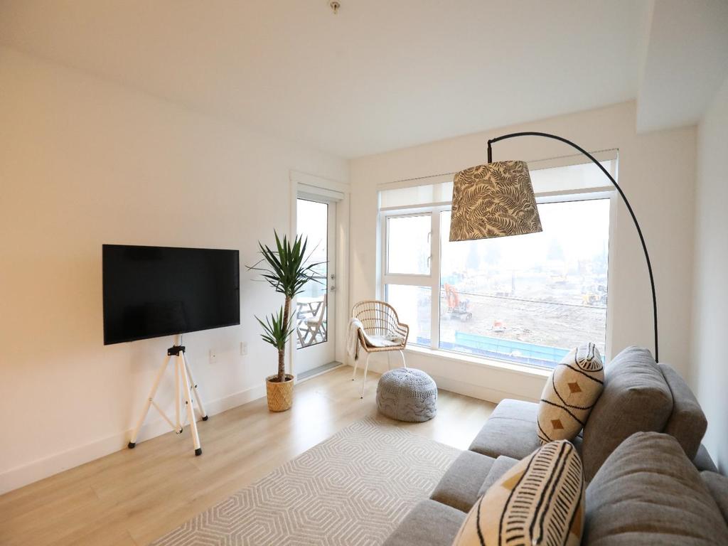 Listing Image for R3080041