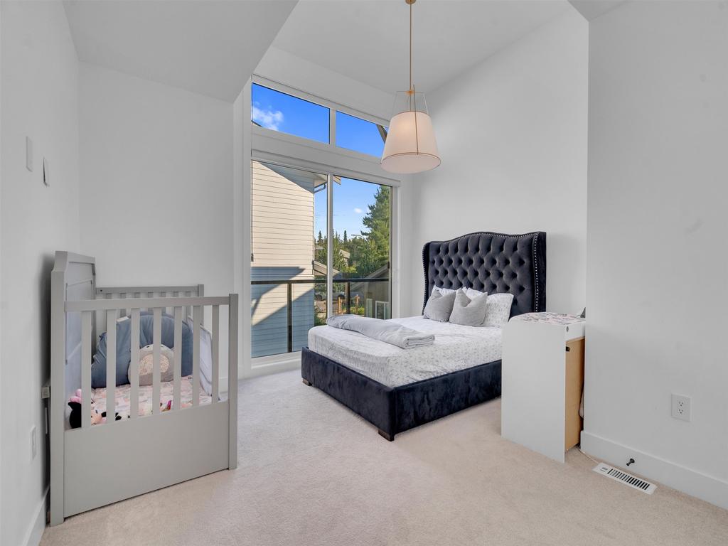 Listing Image for R3080053