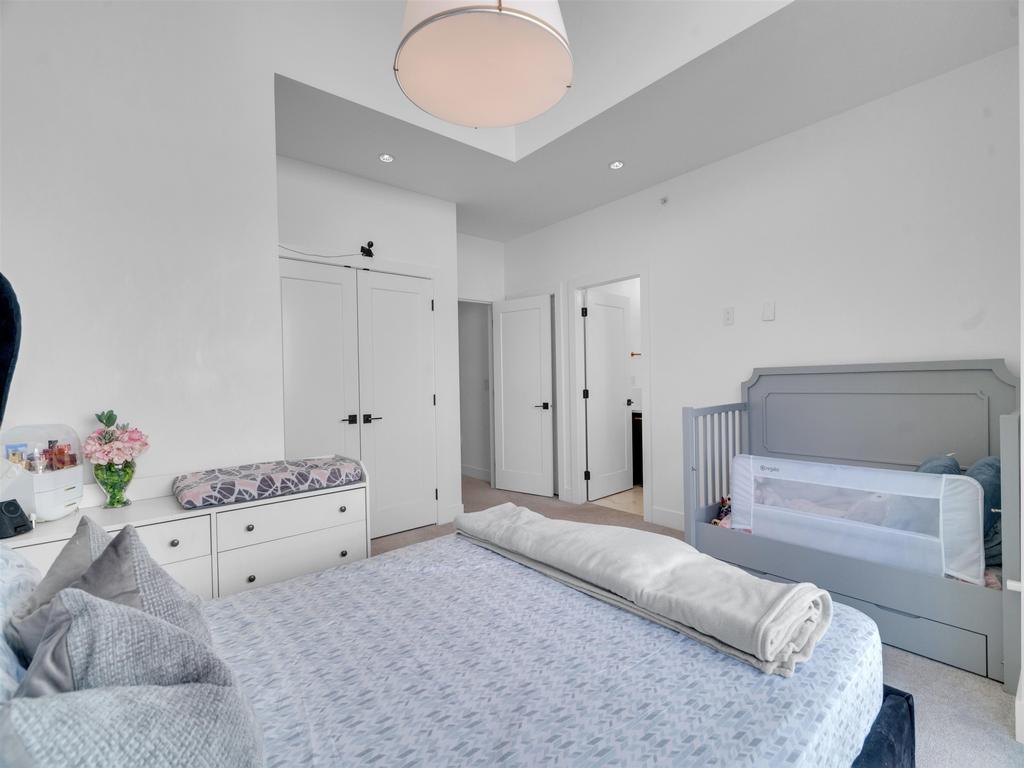 Listing Image for R3080053