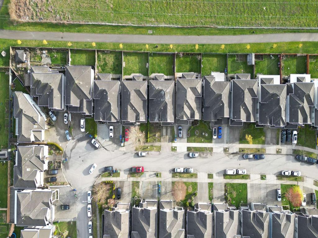 Listing Image for R3080058