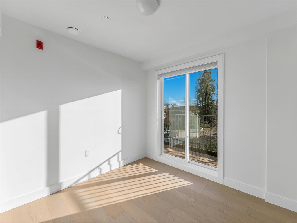 Listing Image for R3080093