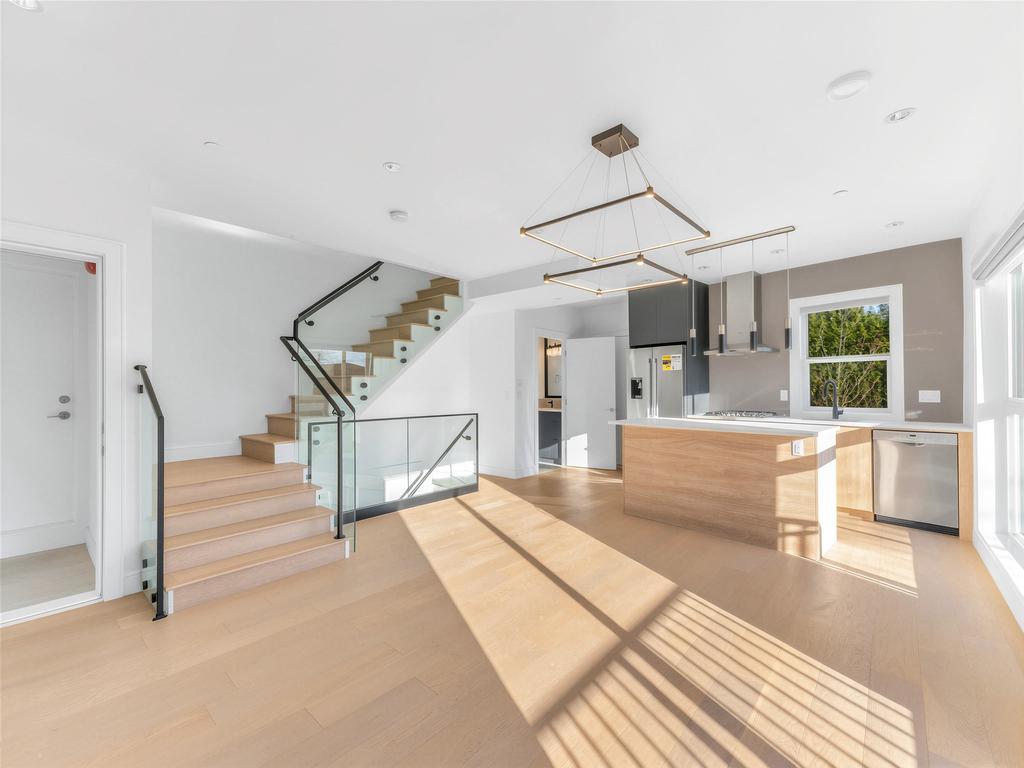 Listing Image for R3080093