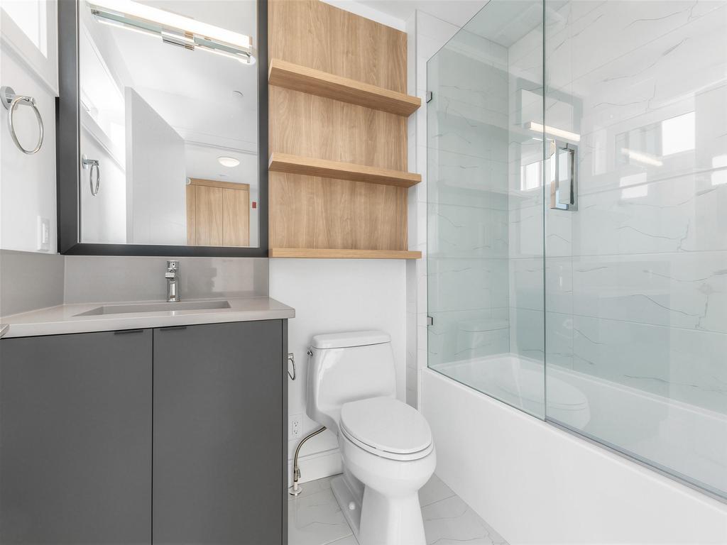 Listing Image for R3080093