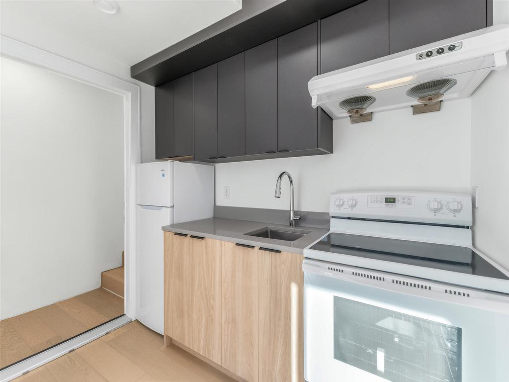 Listing Image for R3080093