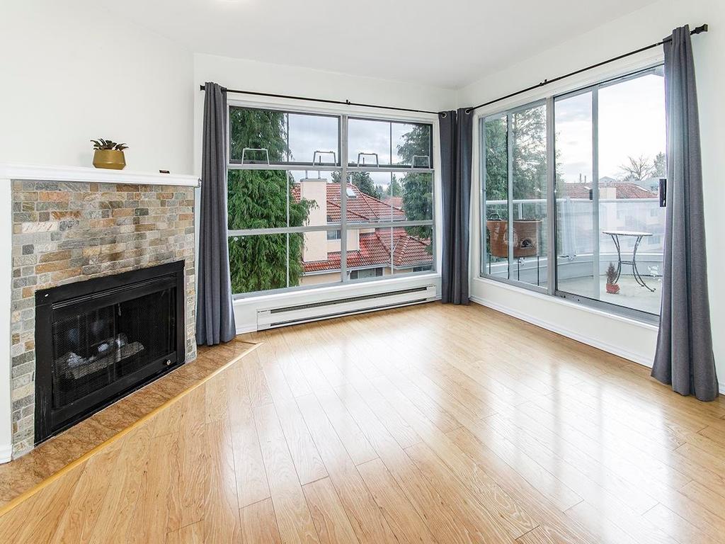 Listing Image for R3080113