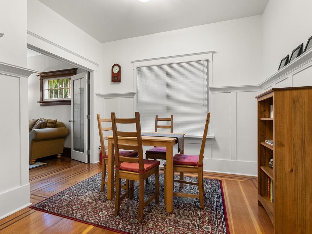 Listing Image for R3080121