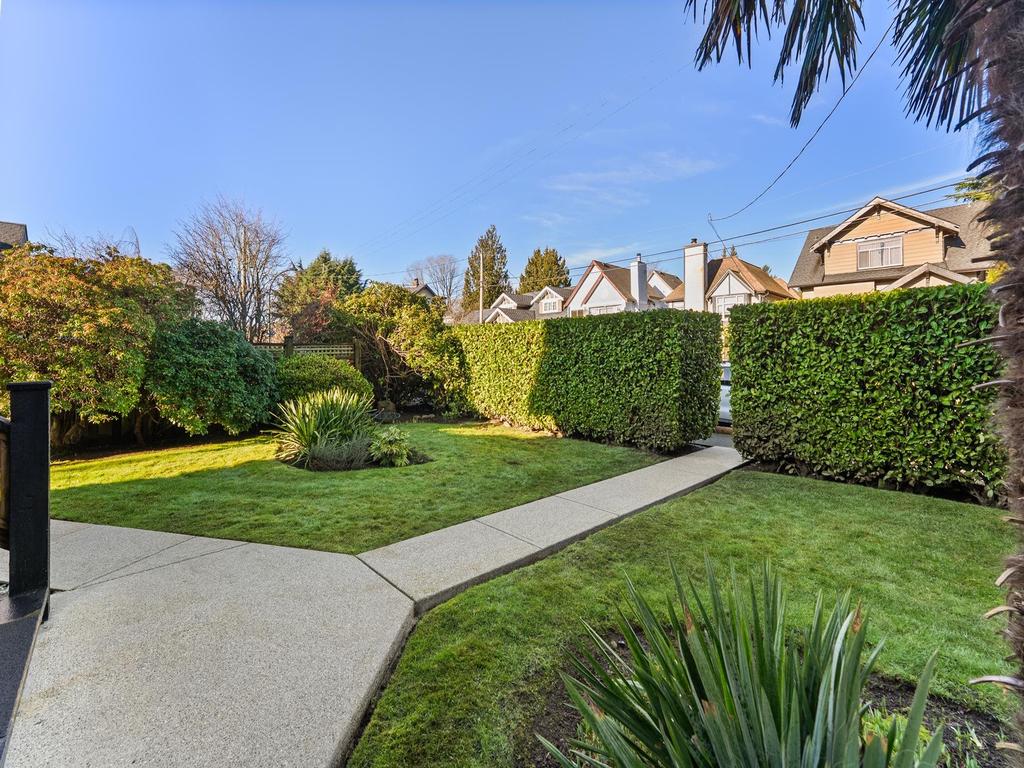 Listing Image for R3080121