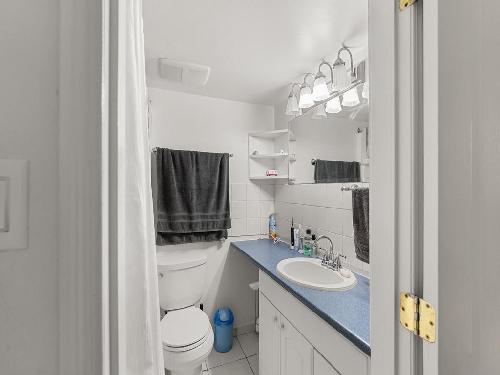 Listing Image for R3080121