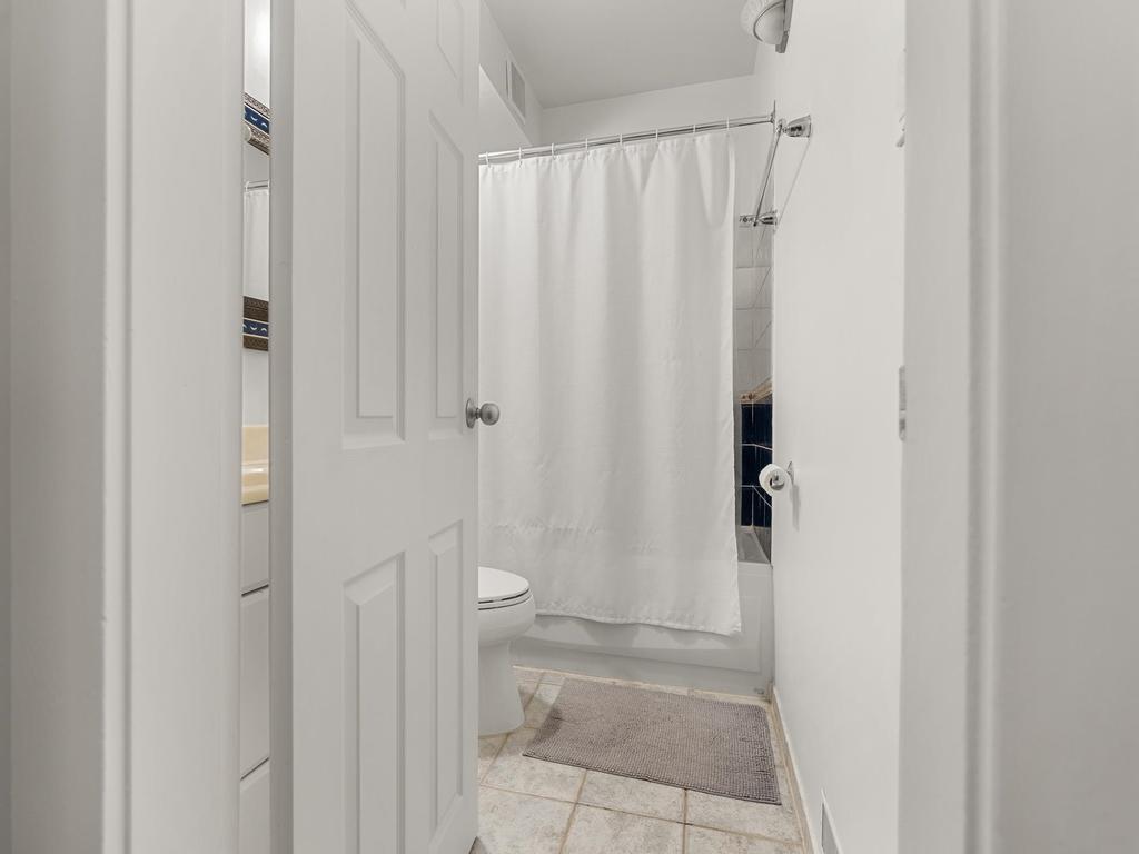 Listing Image for R3080121