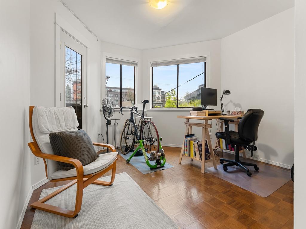 Listing Image for R3080121