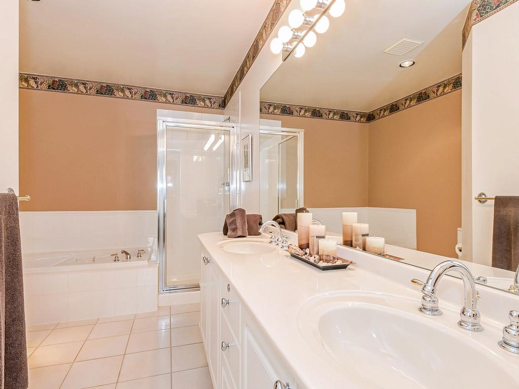 Listing Image for R3080122