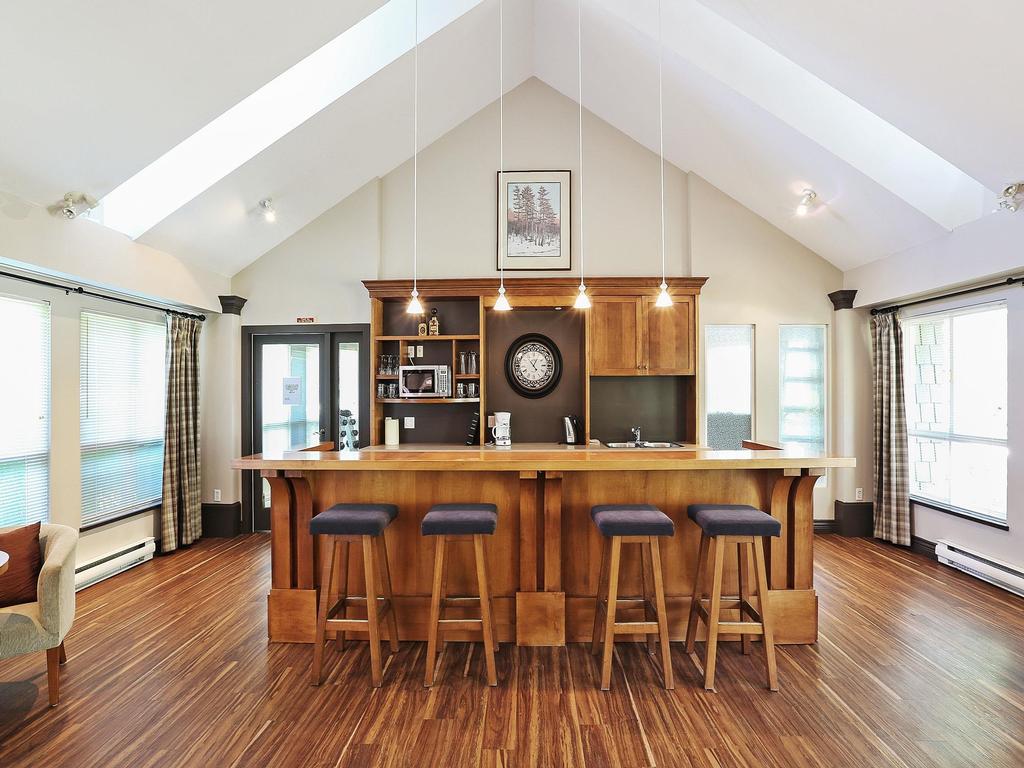 Listing Image for R3080122