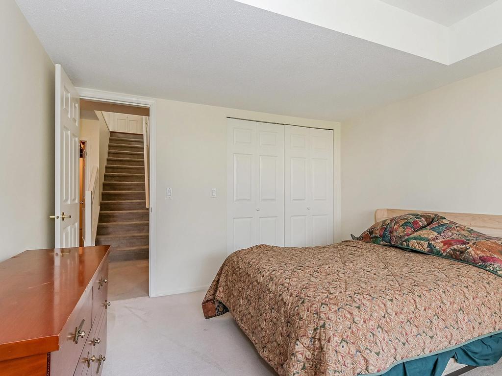 Listing Image for R3080122