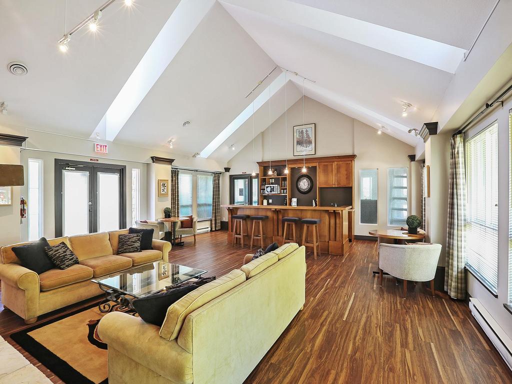 Listing Image for R3080122