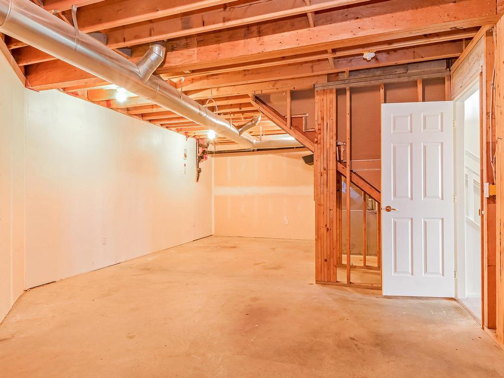 Listing Image for R3080122