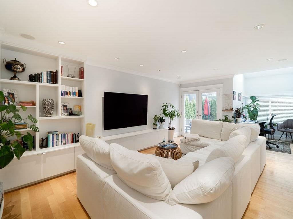 Listing Image for R3080132