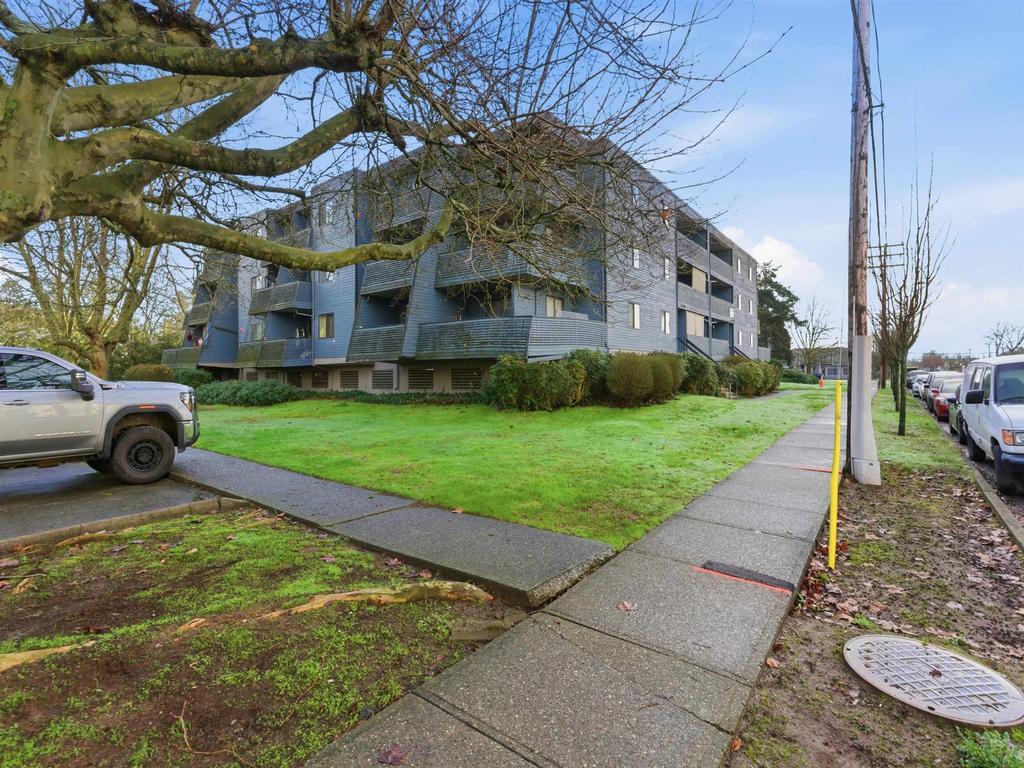 Listing Image for R3080138