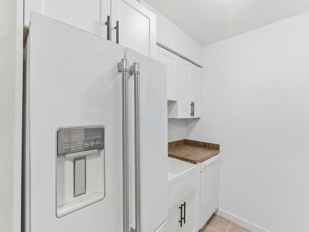 Listing Image for R3080138