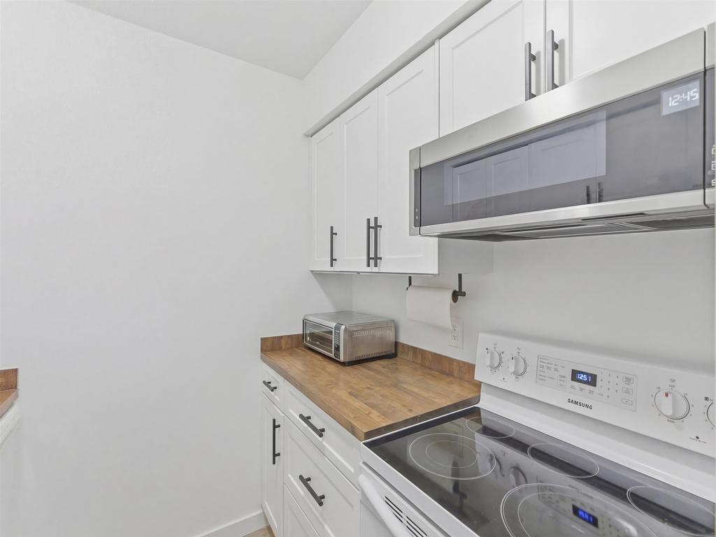 Listing Image for R3080138