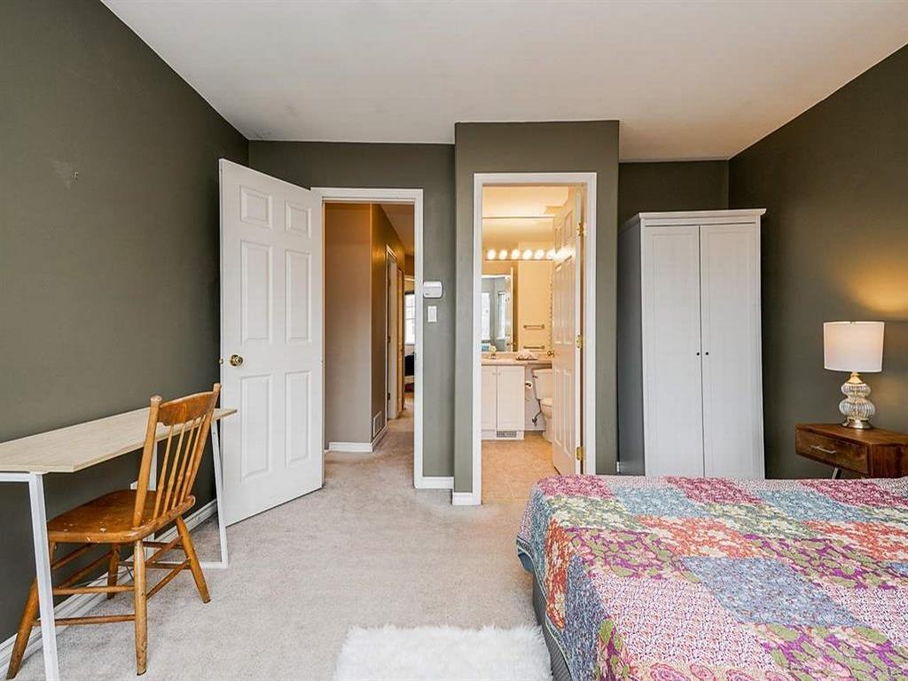 Listing Image for R3080143