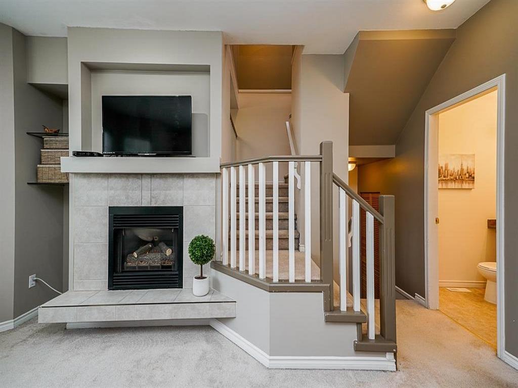 Listing Image for R3080143