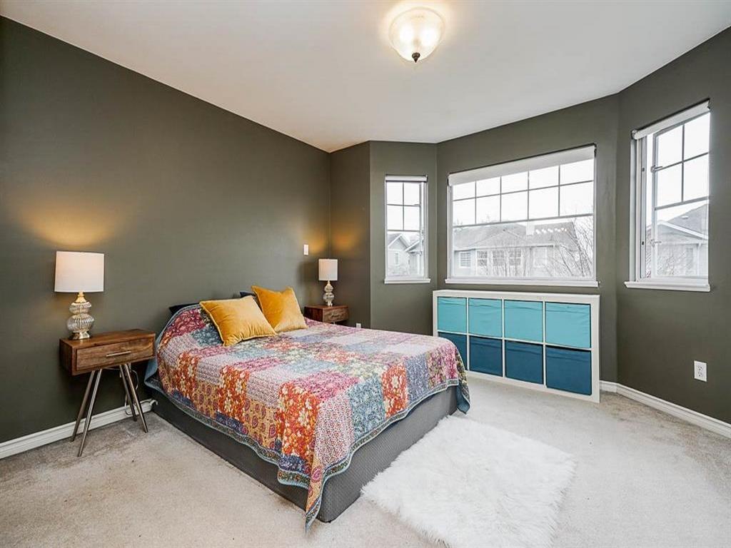 Listing Image for R3080143